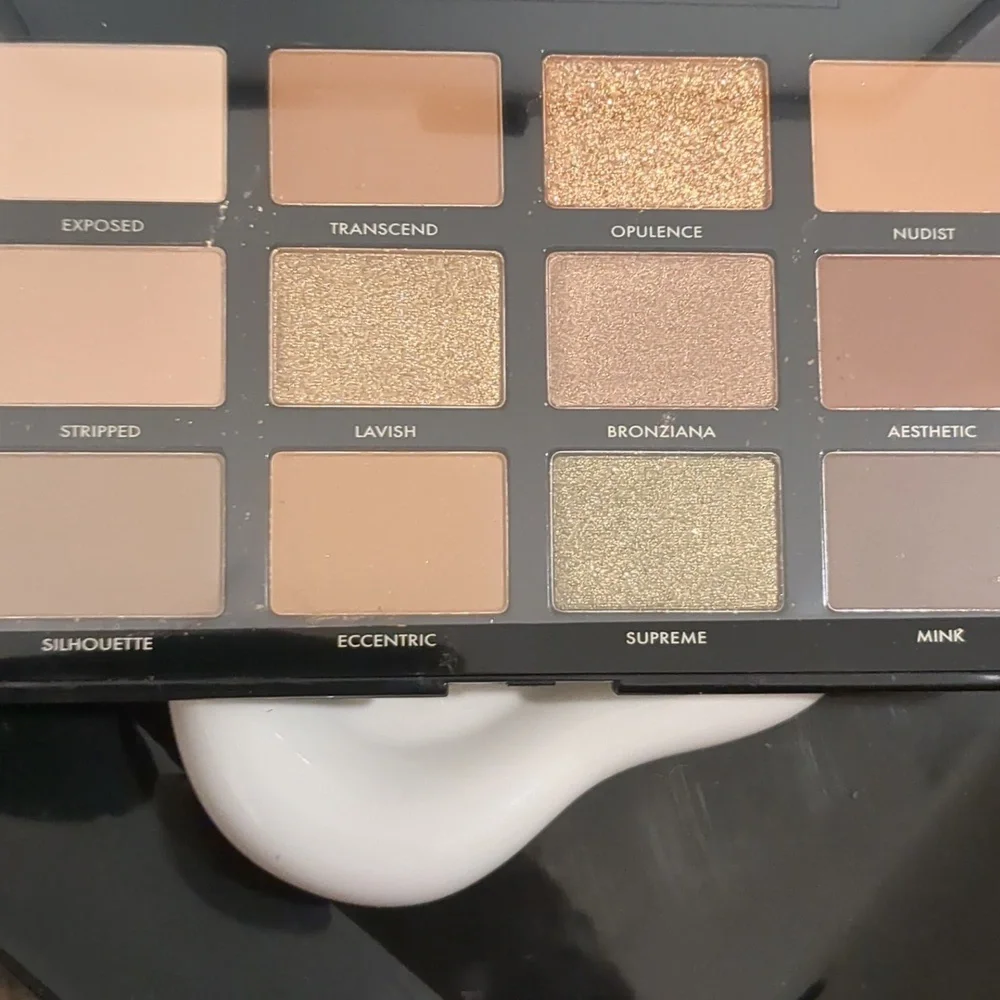 Eyeshadow Palette
